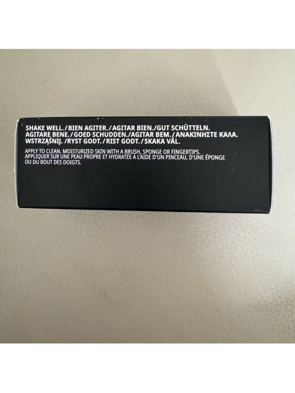 MAC STUDIO RADIANCE FACE AND BODY RADIANT SHEER
FOUNDATION W8 - Picture 2 of 6